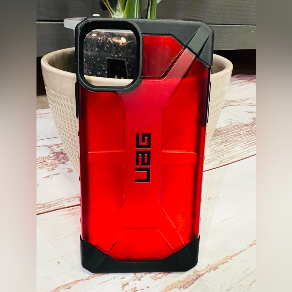 UAG iPhone 11 Pro Max case